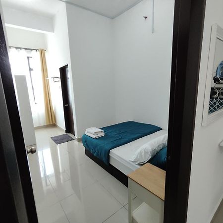 Homestay Studio Apartment Bentara Suite, Kompleks Mutiara Gua Musang Luaran gambar